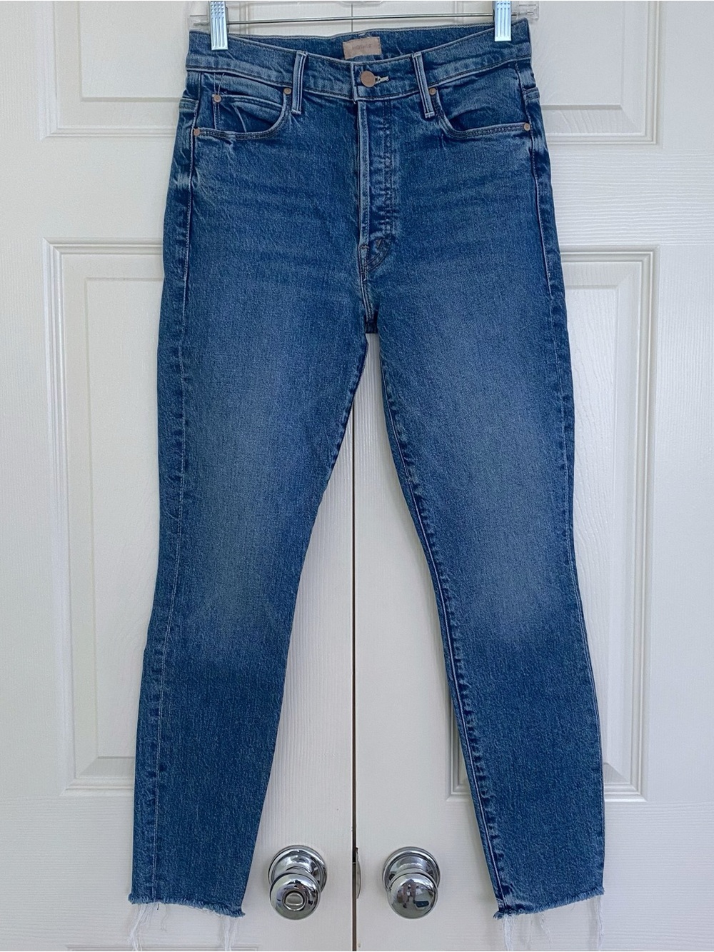 MOTHER The Stunner Ankle Fray Jeans in Crate Digger Size 27 Medium Wash Denim